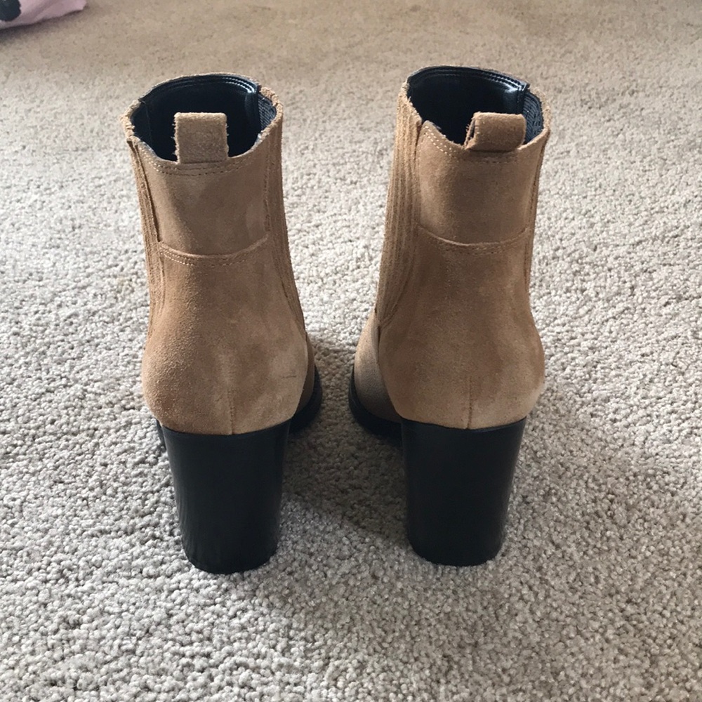 Kendall + Kylie Colt Booties - Medium Brown - Picture 2 of 6